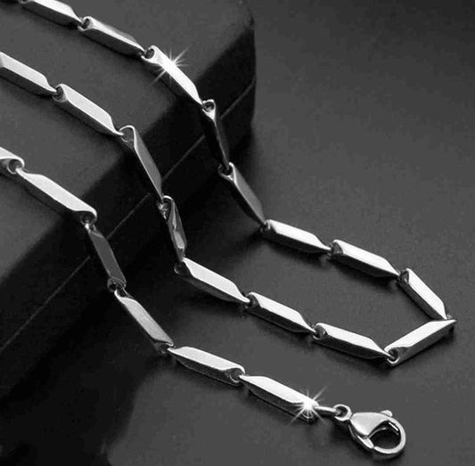 Sleek Geometric Silver-Toned Artificial Chain Necklace for Men & Women